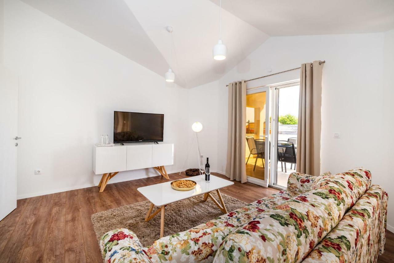 Apartman Zozzy 포세다르예 외부 사진