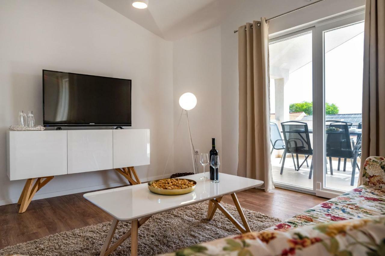 Apartman Zozzy 포세다르예 외부 사진